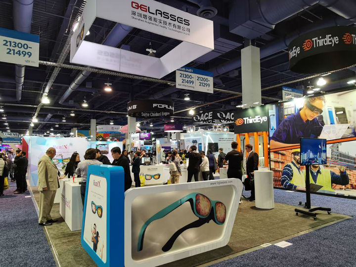 CES20200glasses 70AR۾RealXCES